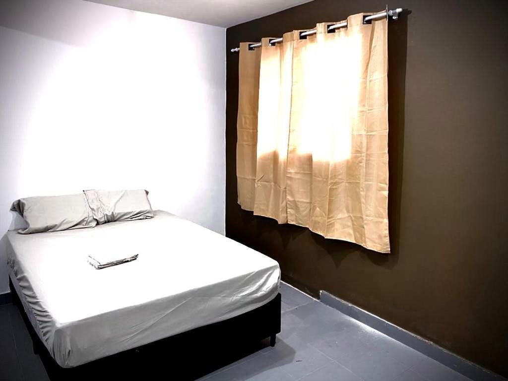 Galeria 124 Hostel Diadema Экстерьер фото