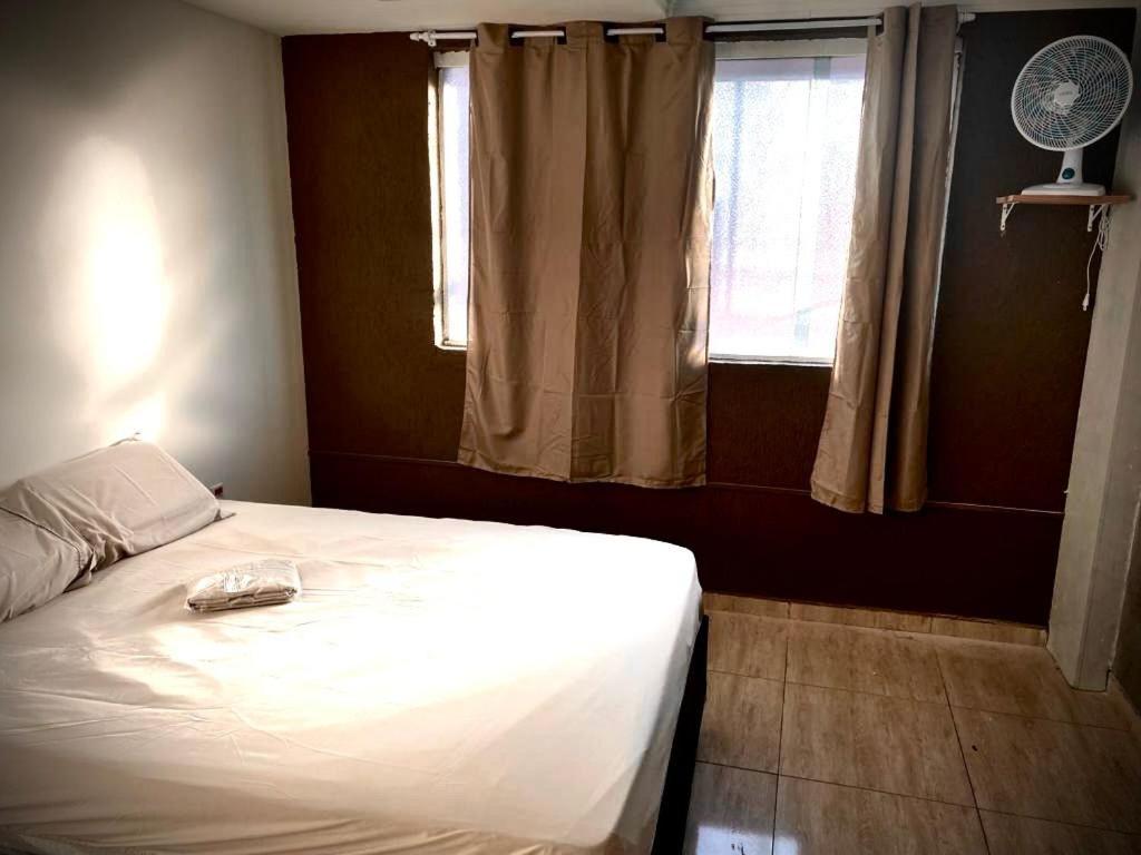Galeria 124 Hostel Diadema Экстерьер фото
